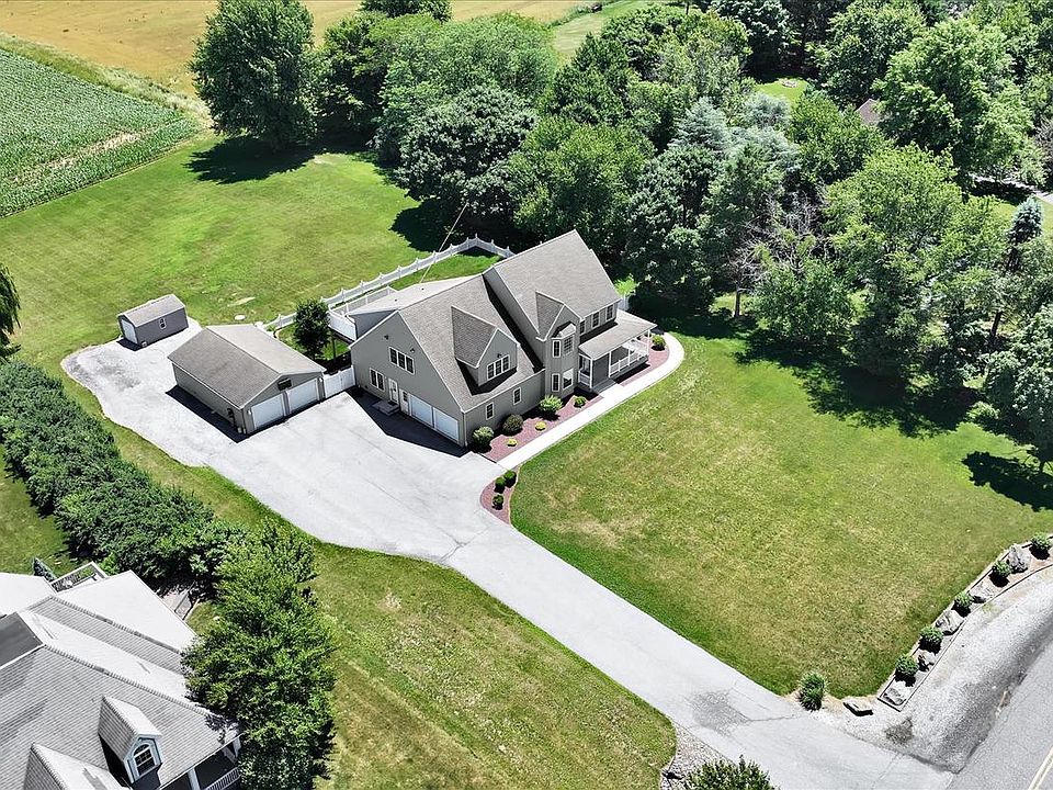1st image of 110 N Mine Rd