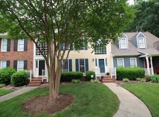 1225 Cranebridge Pl, Chapel Hill, NC 27517