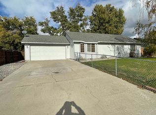 4970 Mount Adams View Dr, West Richland, WA