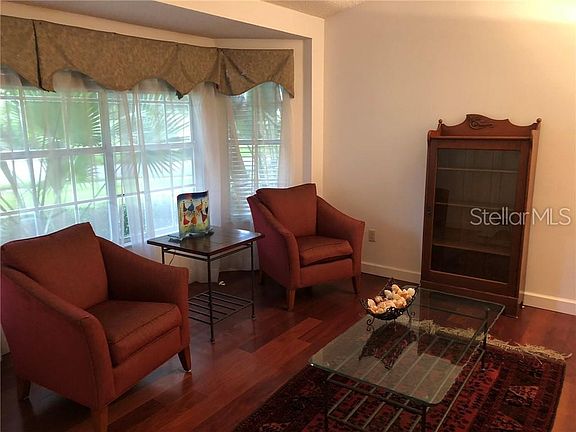 2nd image of 1375 Lake Rogers Cir