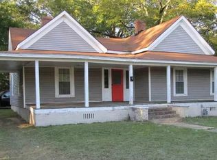 521 E Greer St, Honea Path, SC 29654