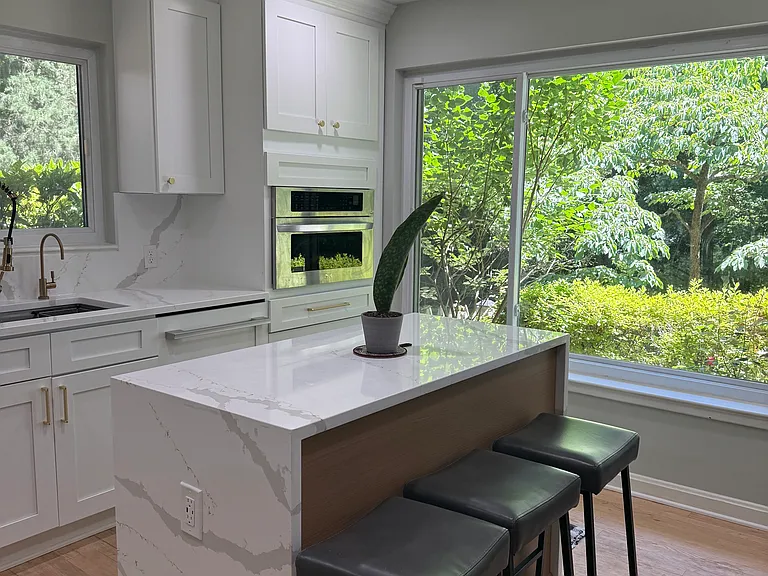 3120 Knoll Dr — Photo 1