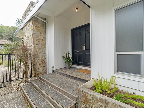 3rd image of 10 MATHER Road