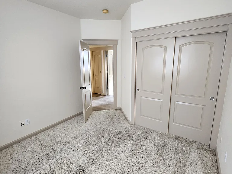 2745 Scottsdale Rd — Photo 15
