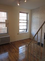 4th image of 358 W 47th St