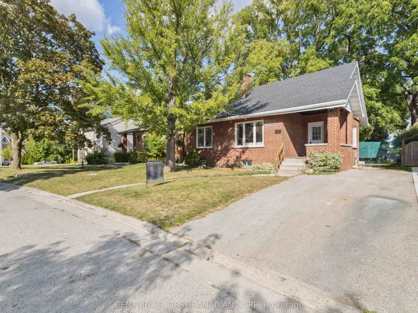 122 Windsor Cres, London, ON N6C 1V8