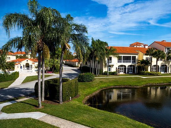 Home For Sale In Grand Harbor