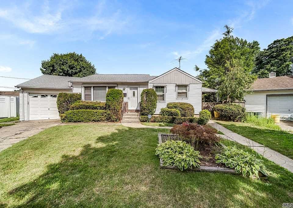 1st image of 17 Francis Ln