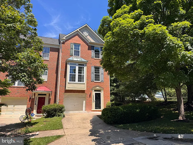 13230 Lake Geneva Way — Photo 1