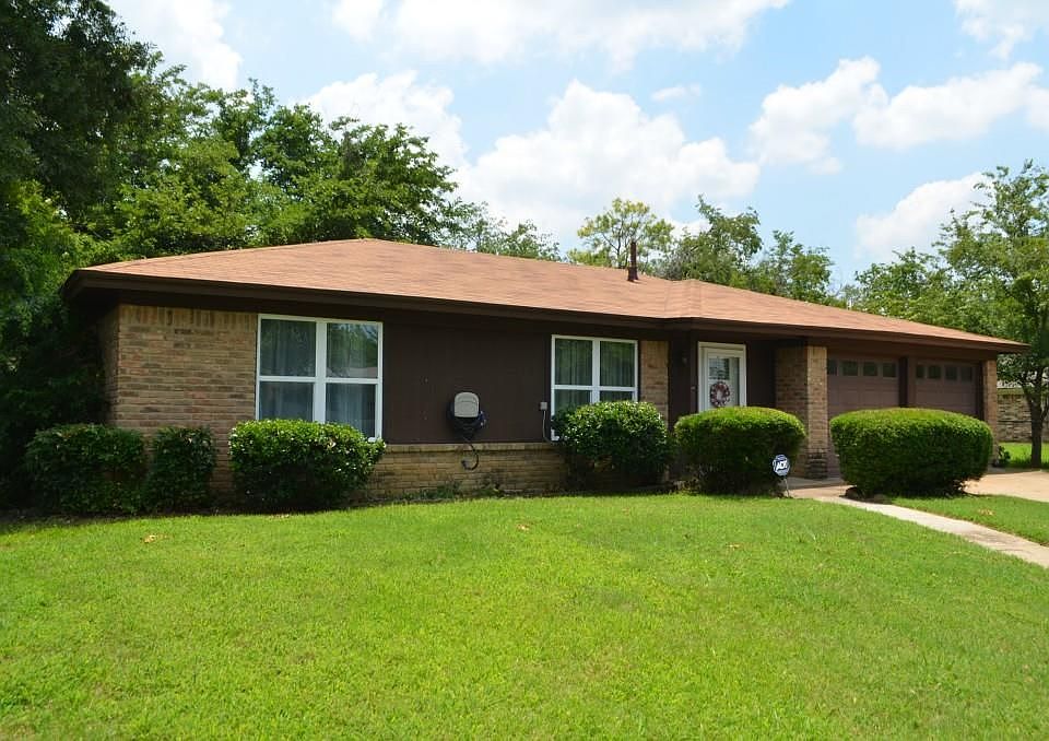 1st image of 5404 Lee Dr