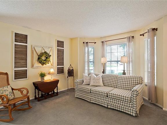 5th image of 167 Prairie Dune Way