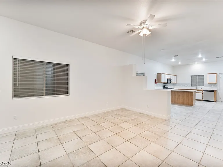 1652 Wendell Williams Ave — Photo 32