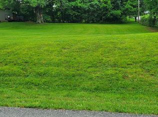 137 Chilcut Rd, Cookeville, TN 38506