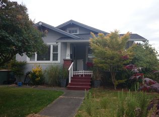 3207 41st Ave SW, Seattle, WA 98116