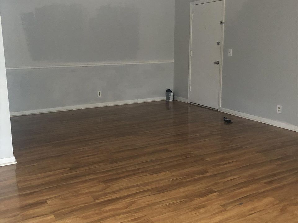 2nd image of 2929 Selena Dr APT D52
