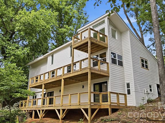 3rd image of 7015 Chelsea Day Ln