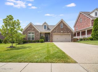 102 Ladbroke Grove Rd, Louisville, KY 40245