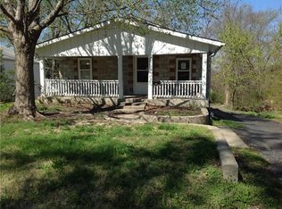806 S Carlisle Ave, Independence, MO 64054
