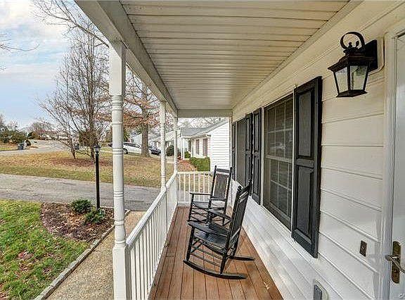3rd image of 6144 Parsley Ct