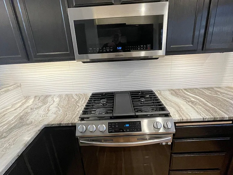 1012 N Silver Ash Ave — Photo 7
