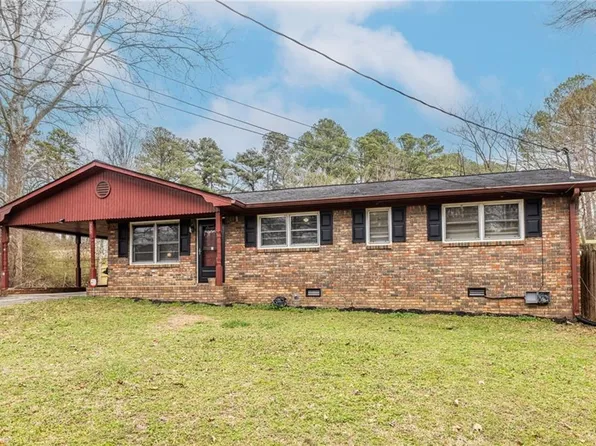 205 Briarwood Dr, Dallas, GA 30132