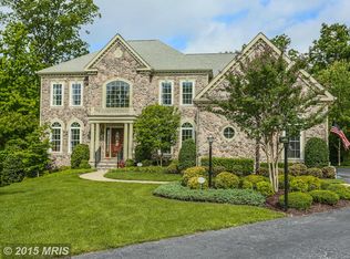 9408 Brambly Ln, Alexandria, VA 22309