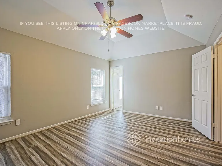10 Quiet Peace Pl — Photo 10