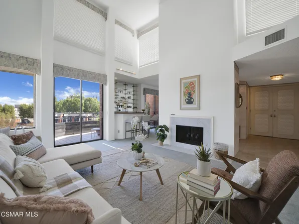 4706 Park Encino Ln Unit 324, Encino, CA 91436