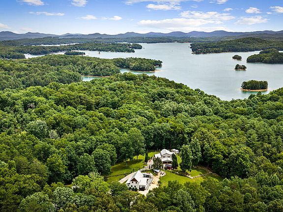 2nd image of 657 Campbell Camp Cir