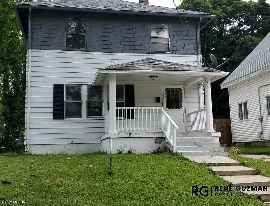 1st image of 1810 Jerome Ave SW
