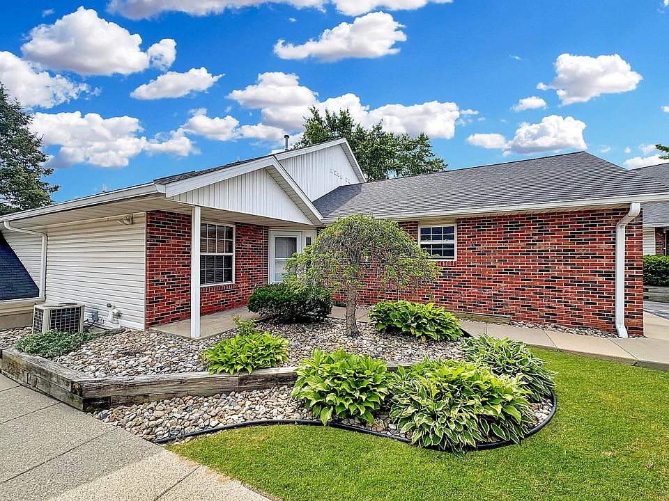 1st image of 1591 Hickory Trace Dr