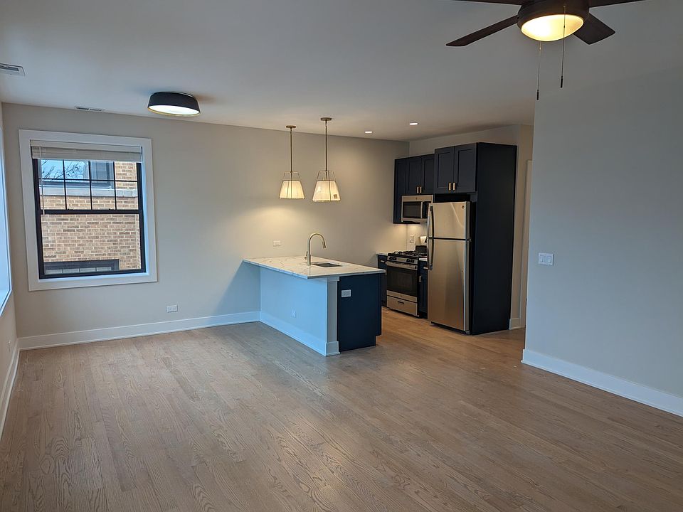 1st image of 4409 N Seeley Ave #3FRA