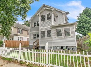 17-19 Laurel St, Springfield, MA 01107