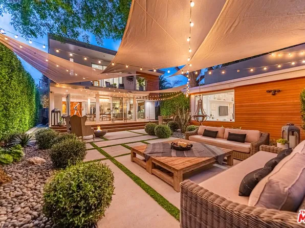 1126 Rose Ave, Venice, CA 90291