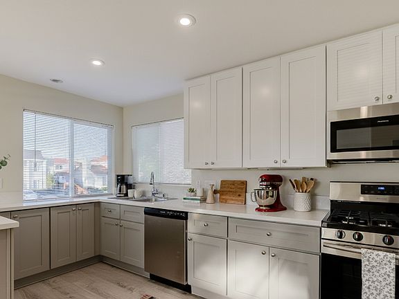 3rd image of 1211 Oliver Ave APT 1
