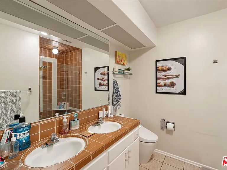 4927 Bellaire Ave — Photo 24