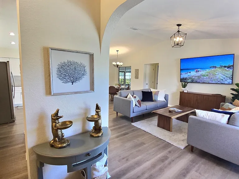 3207 Valencia Rd — Photo 4