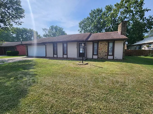 2329 E Glenview Dr Photo 1