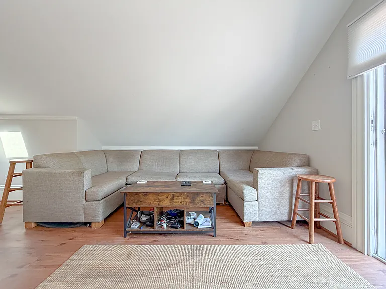 168 Danforth St #3 — Photo 24