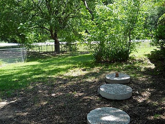 4th image of 12024 Linkcrest Dr S
