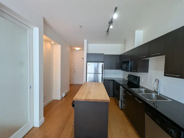 205 E 10th Ave #410, Vancouver, BC V5T 4V6