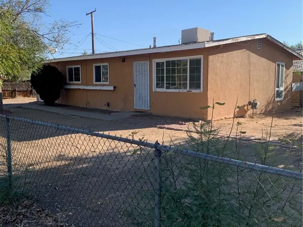 9819 3rd Ave, Hesperia, CA 92345