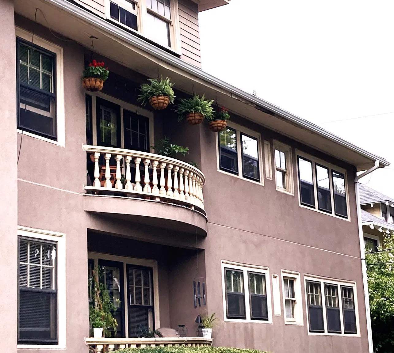 1 bed, 1066 sqft, $1,950 — Photo 4