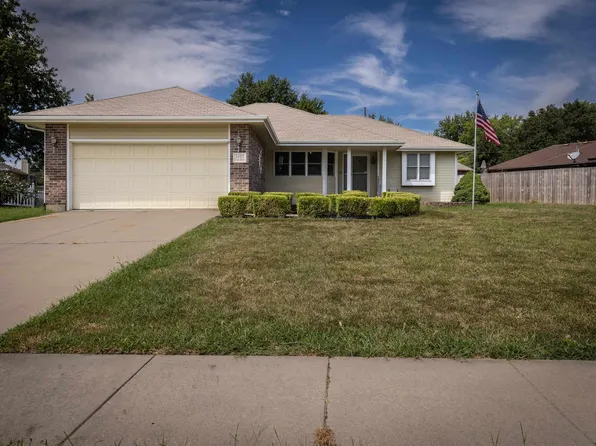 3937 SW Colly Creek Dr, Topeka, KS 66610