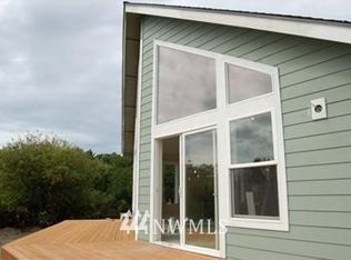 385 S Butterclam St, Ocean Shores, WA 98569