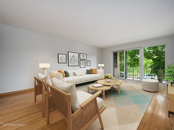 3rd image of 5470 W Higgins Ave APT 2W