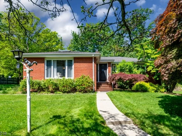 21 Lake Shore Dr. S., Randolph Twp., NJ 07869