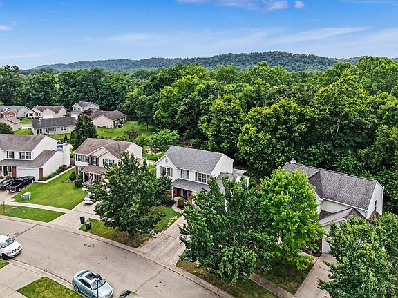 3rd image of 85 Fawn Dr