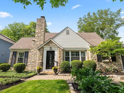 1572 Barrington Rd, Upper Arlington, OH, 43221
