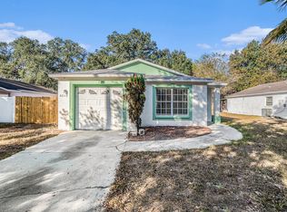 8512 Lazy River Dr, Tampa, FL 33617
